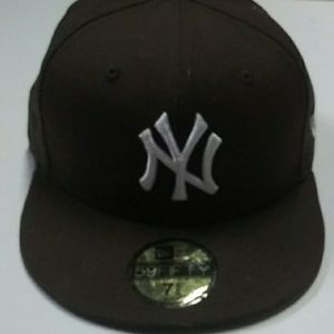 New era snap back.